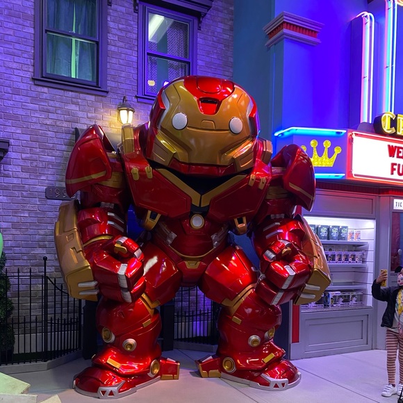 Meet your Posher, Tom - Picture 1 of 1